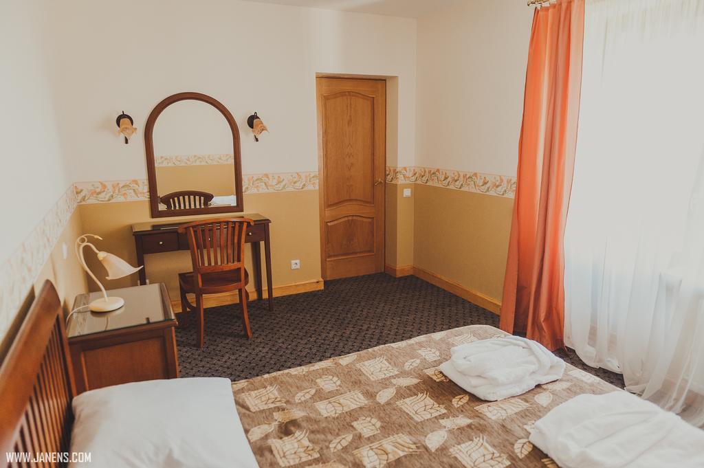 Rudzupukes Hotel Svente Eksteriør billede