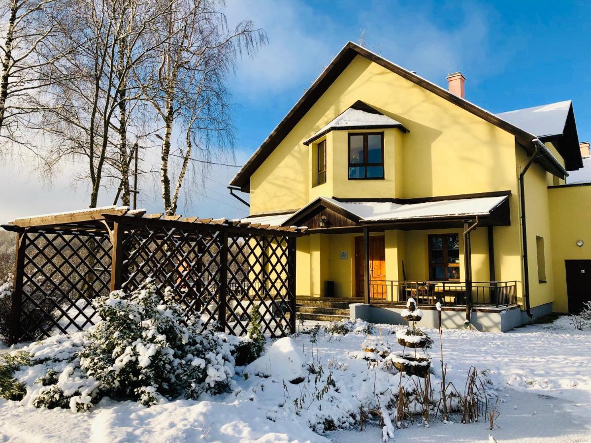 Rudzupukes Hotel Svente Eksteriør billede