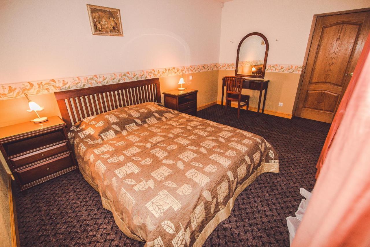 Rudzupukes Hotel Svente Eksteriør billede